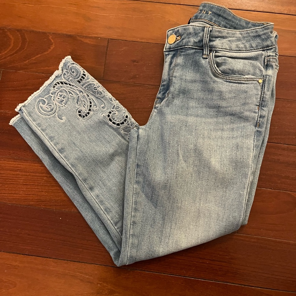 White House Black Market Light Blue Embroidered Cropped Jeans
